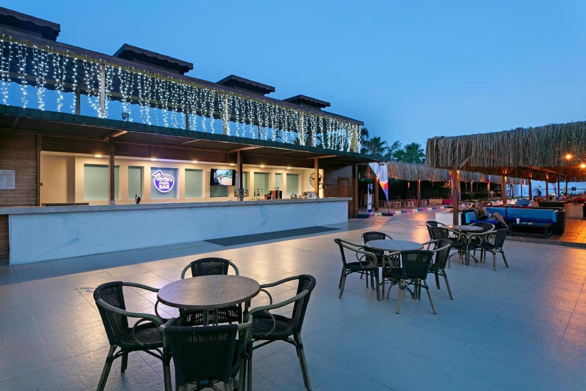 Armas Life Belek Hotel Luaran gambar