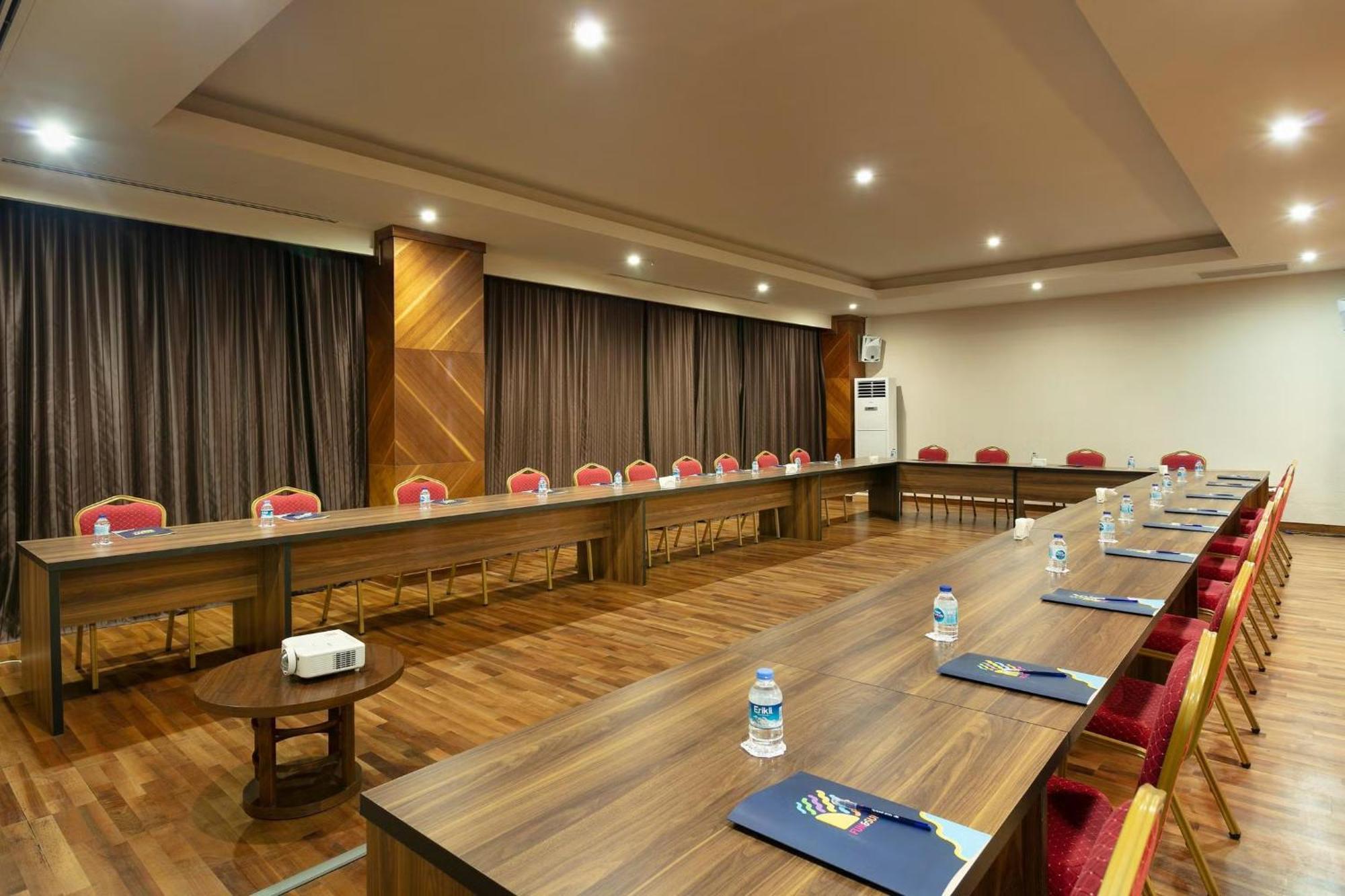 Armas Life Belek Hotel Luaran gambar