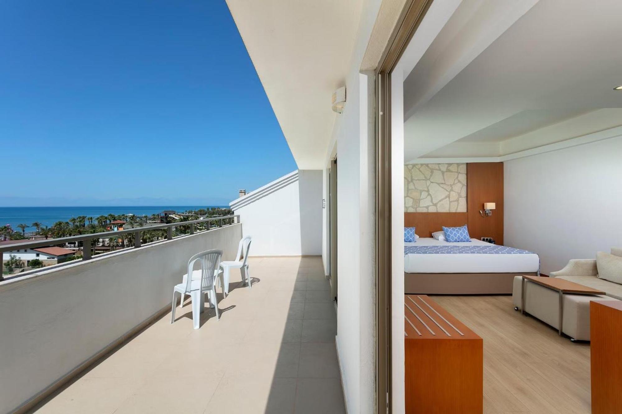 Armas Life Belek Hotel Bilik gambar